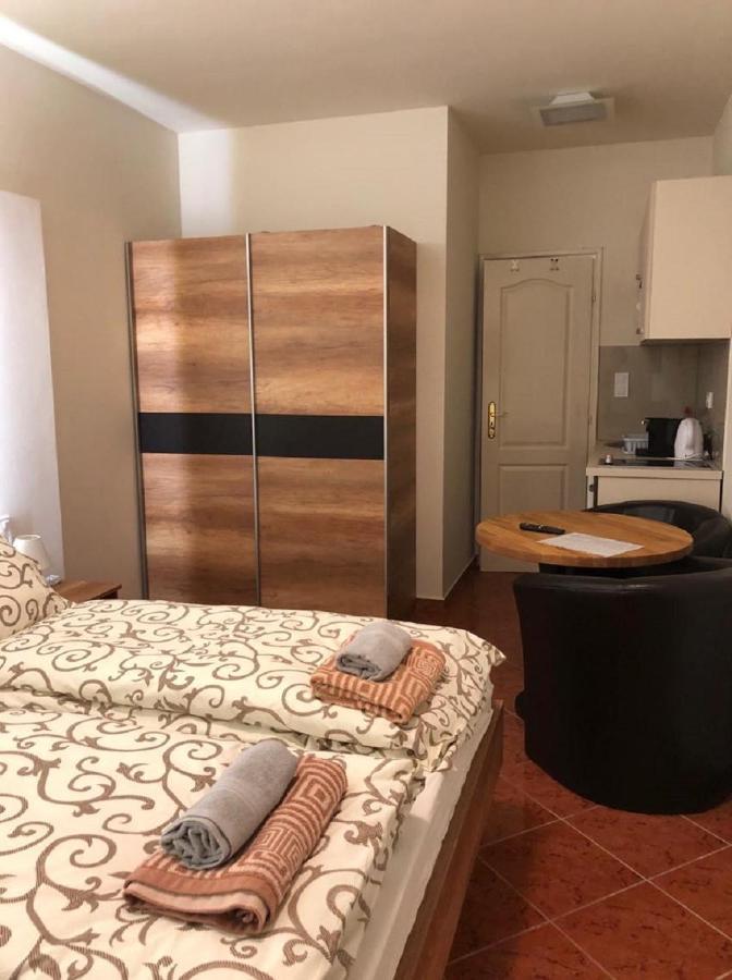 Jacint Apartman Hajduszoboszlo Exterior photo